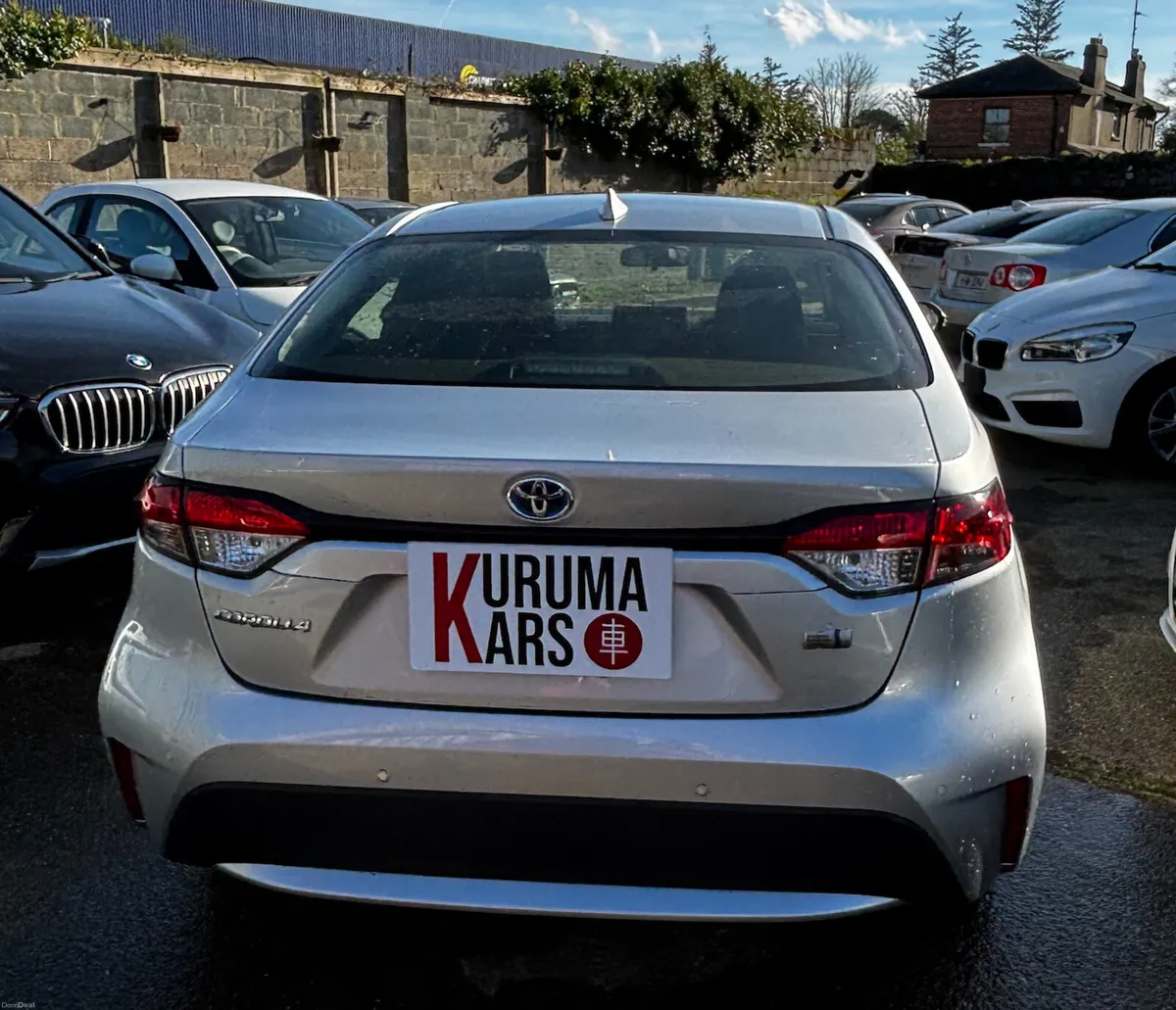 🚗 2020 Toyota Corolla Hybrid – Low KM – Spotless - Image 2