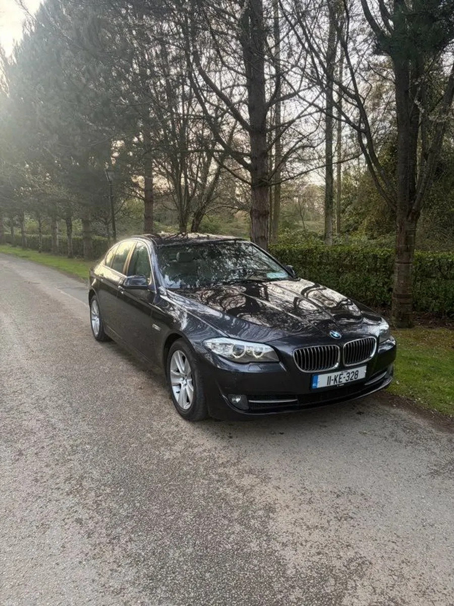 2011 Bmw 5-series - Image 1