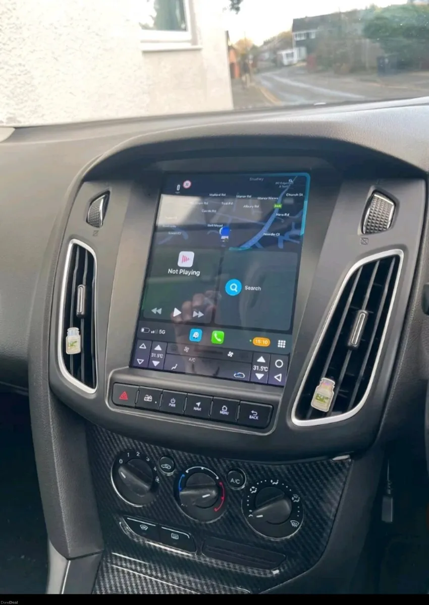 Ford Focus 2012 - Image 2