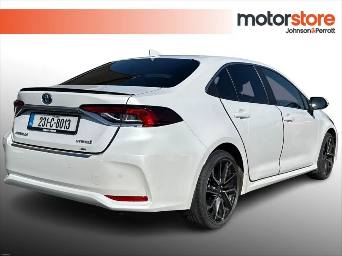 Toyota Corolla 1.8 Hybrid Sol Saloon - Image 3