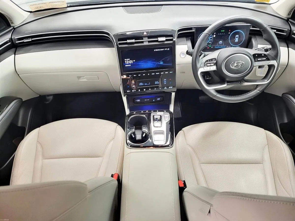 Hyundai Tucson 2WD Executive Plus HEV STG Auto Fin - Image 4