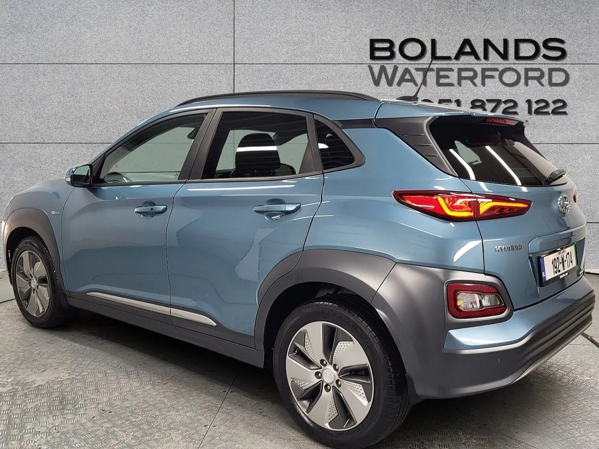 Hyundai KONA Kona EV KAUAI 64 kWh Finance From €59 - Image 2