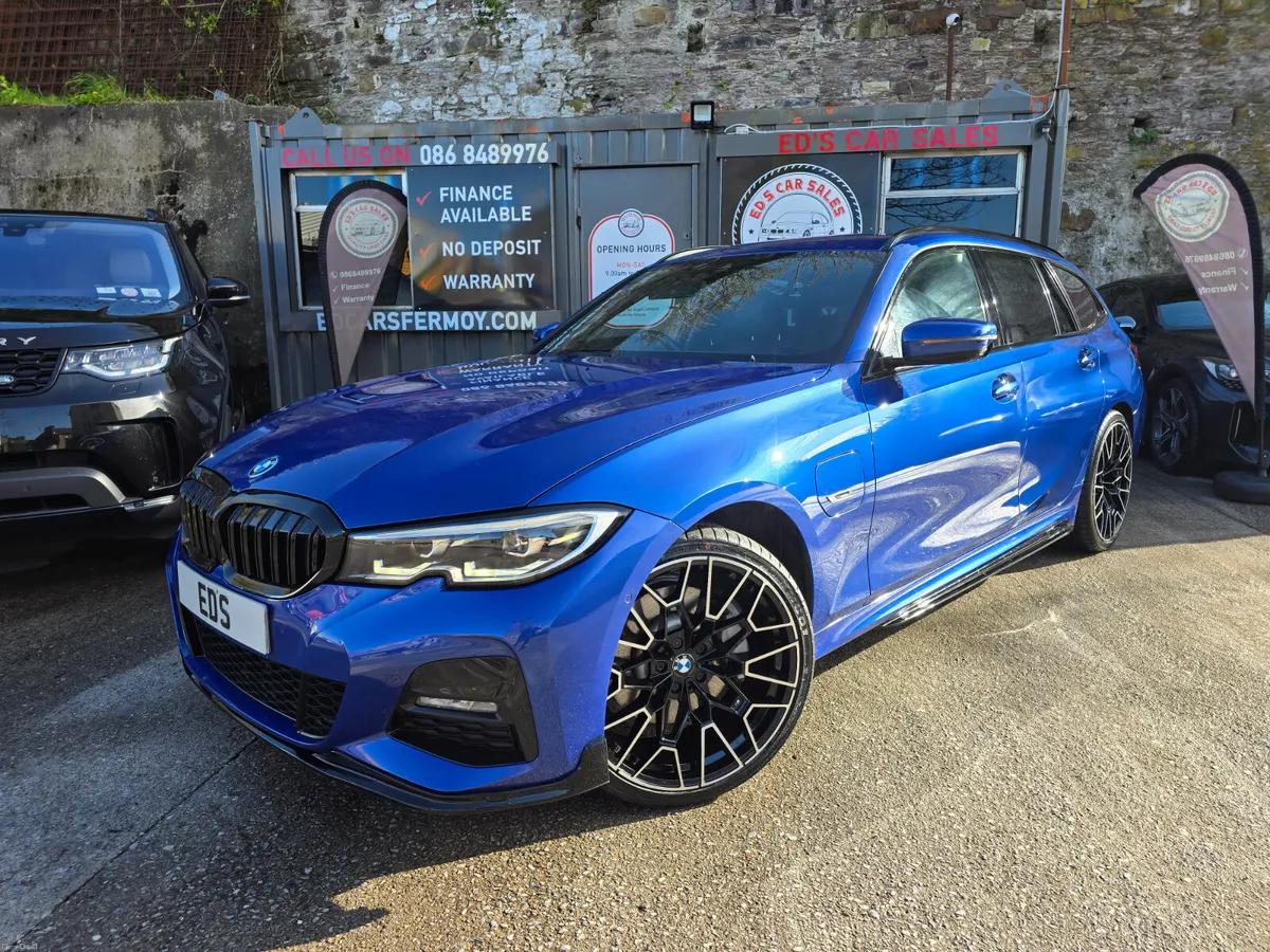 BMW 330E M-Sport X-Drive Touring 2022 (221) - Image 4