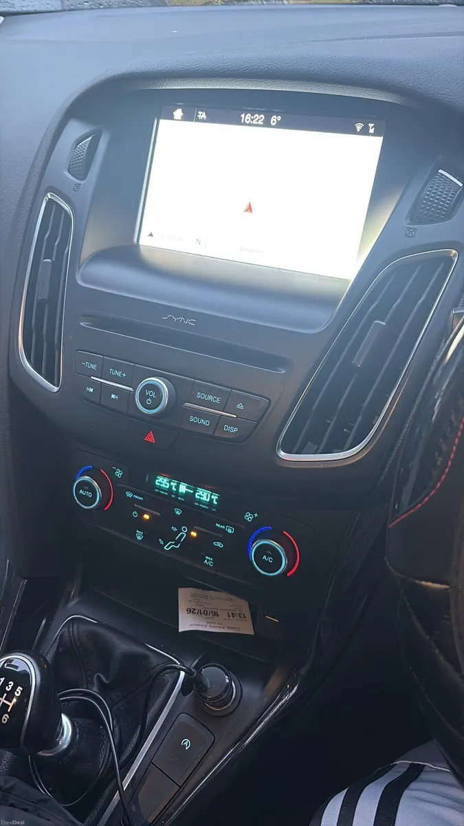 Ford Focus 2017 - Image 2