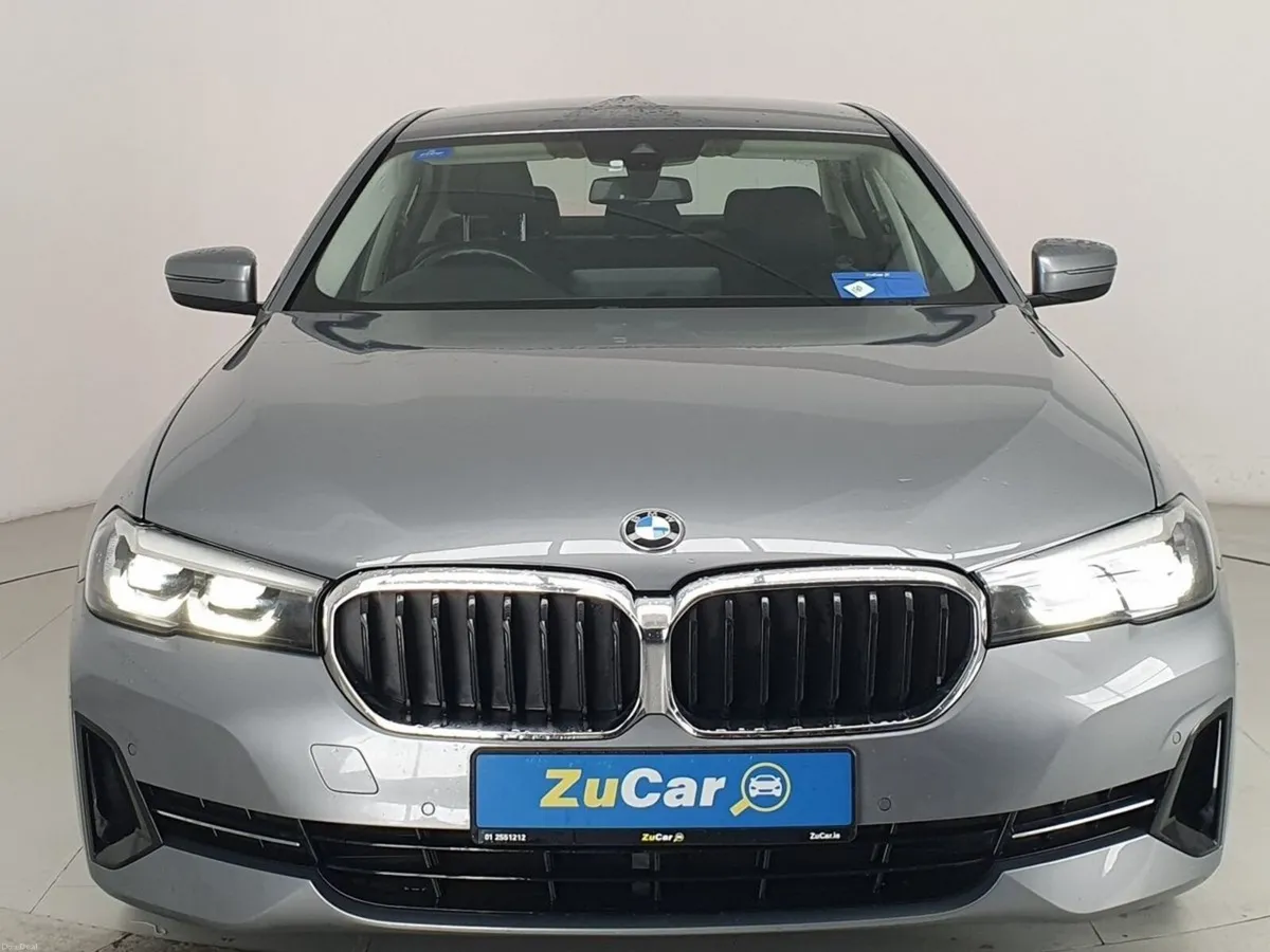 BMW 5-Series 520d SE (MHT) - Image 2
