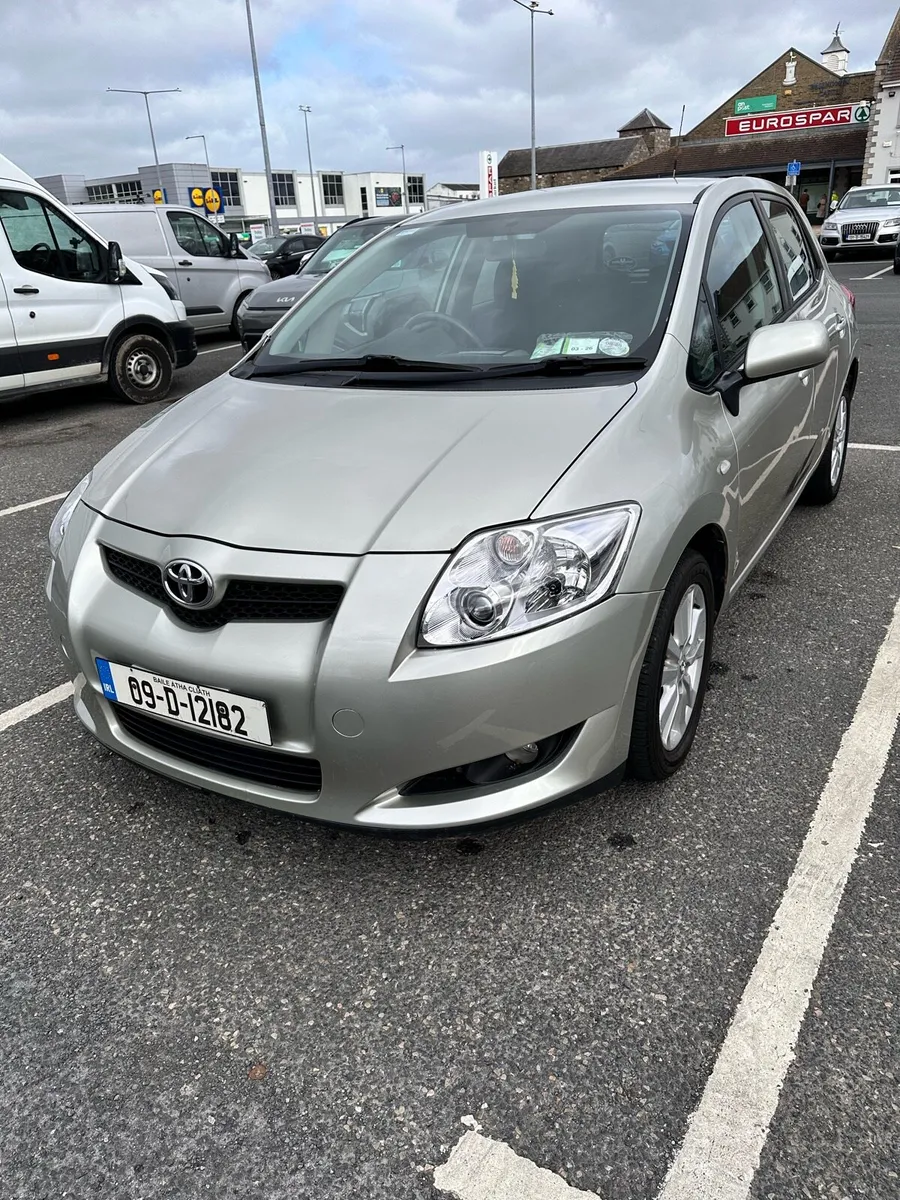Toyota Auris 1.6 Auto Platinum | Only 104k km | - Image 1