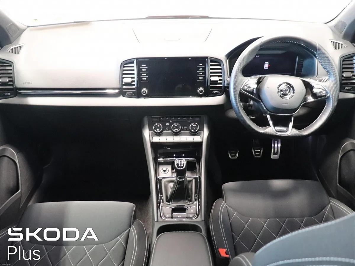 Karoq  2.0TDI 115 HP Sportline (SUN ROOF ) - Image 2