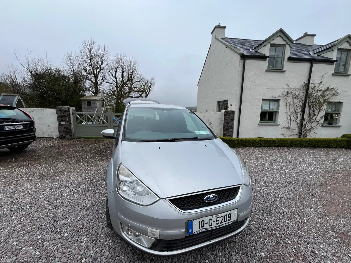 Ford Galaxy 2010 - Image 2