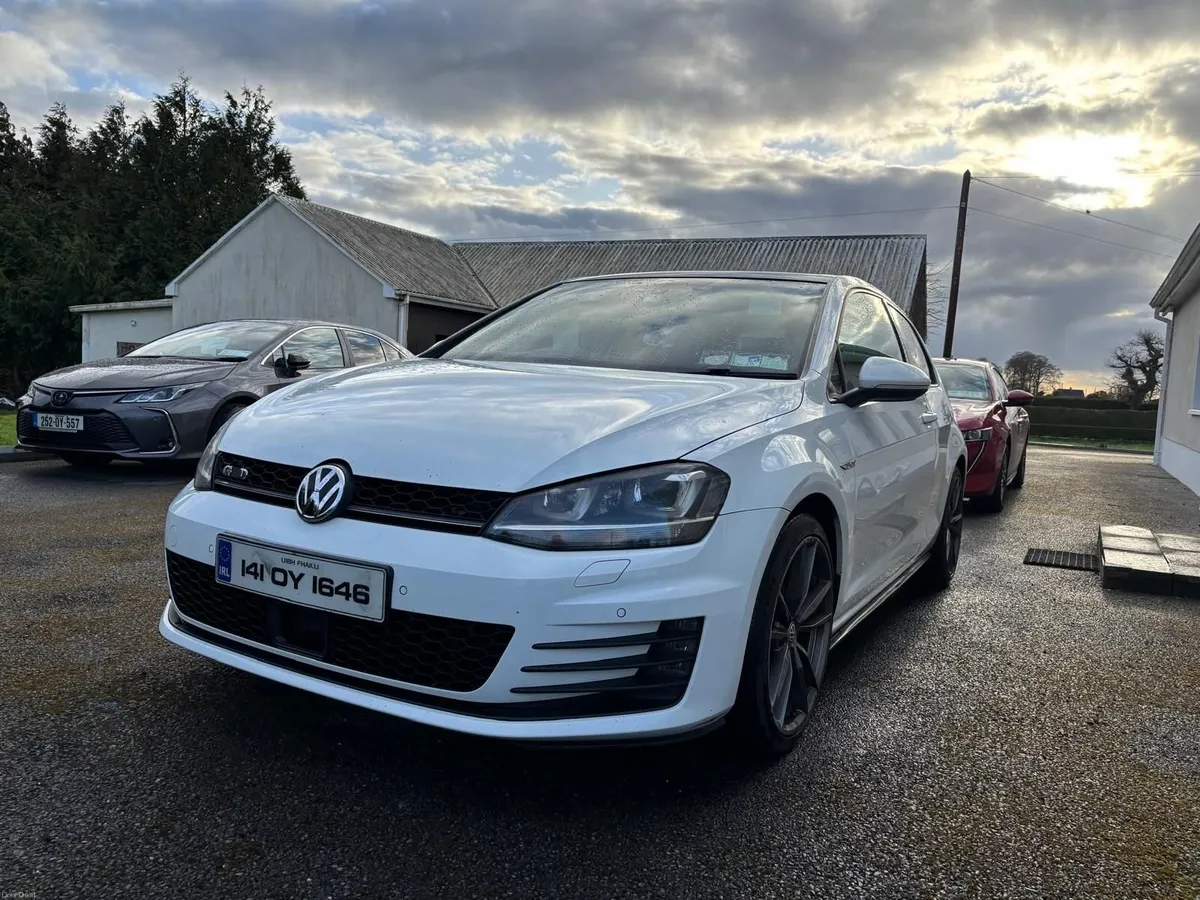 Volkswagen Golf 2014 - Image 1