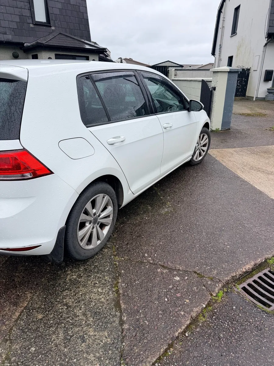 Volkswagen Golf 1.6TDI COMFORTLINE - Image 3