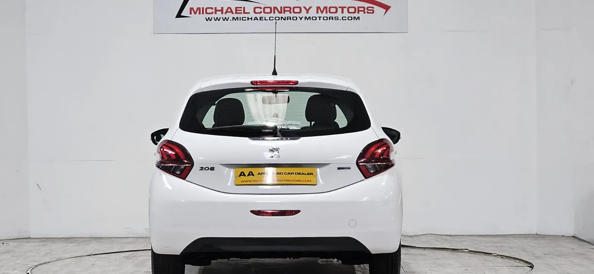Peugeot 208  -1YR WARRANTY - Image 4