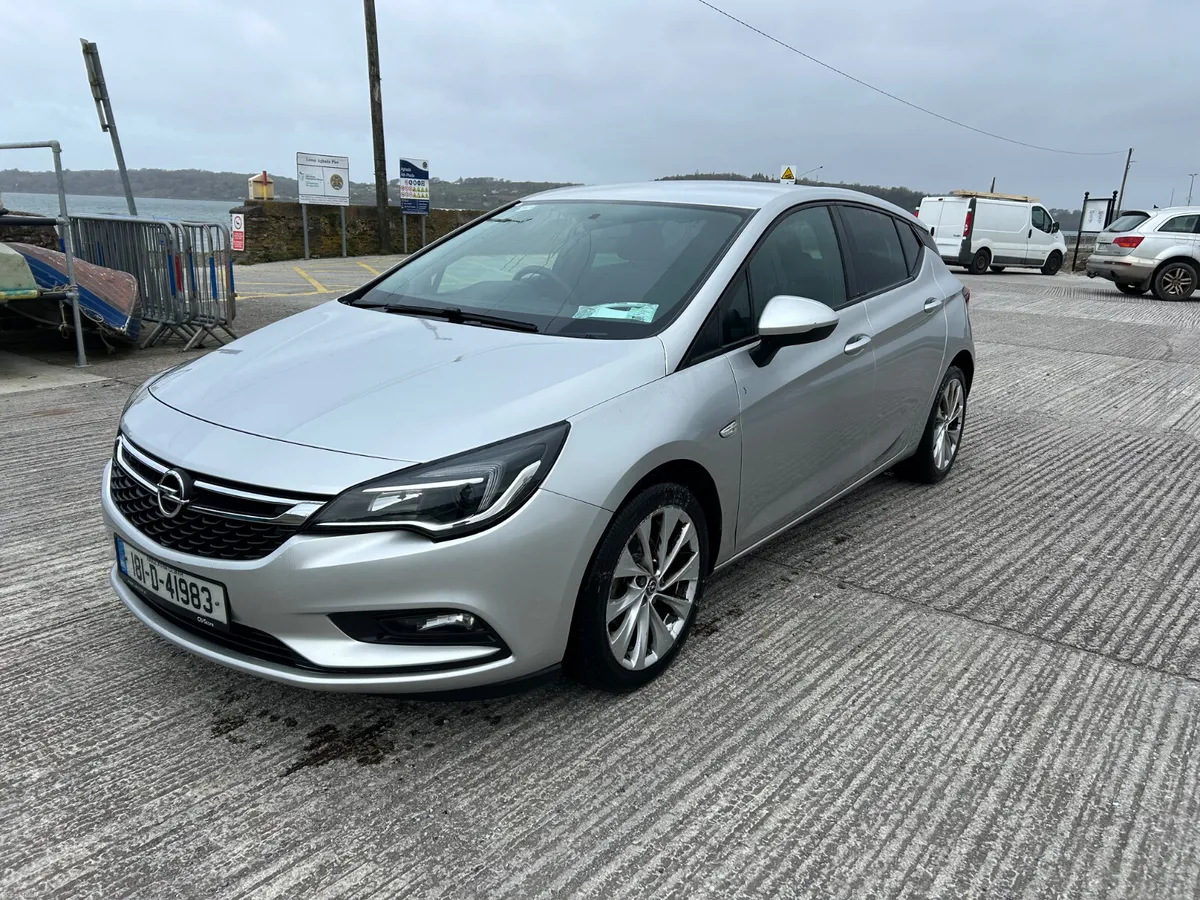 Opel Astra1.0 Petrol 2018 - Image 3