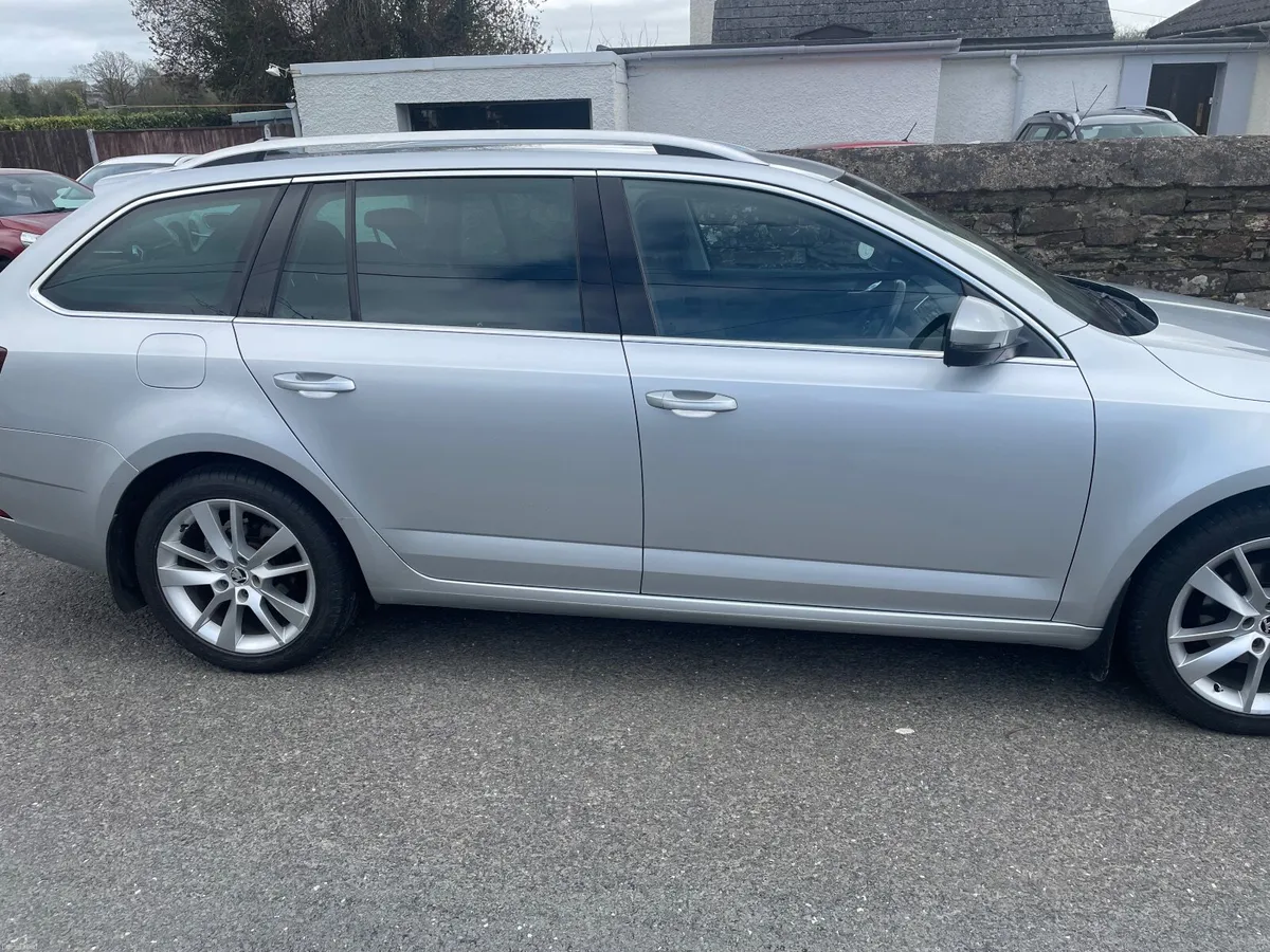 Skoda Octavia Estate 2018 - Image 3