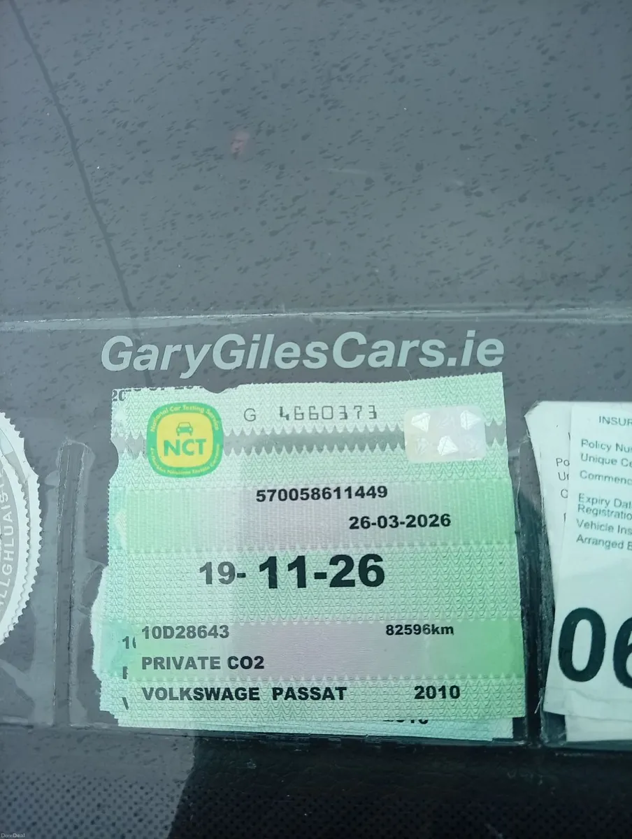 Volkswagen Passat 2010 - Image 2