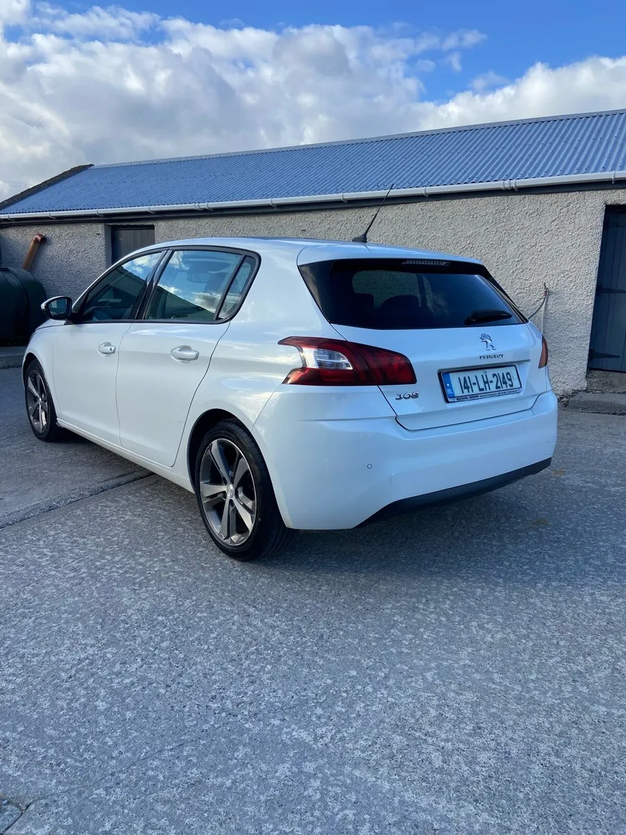 Peugeot 308 - Image 4