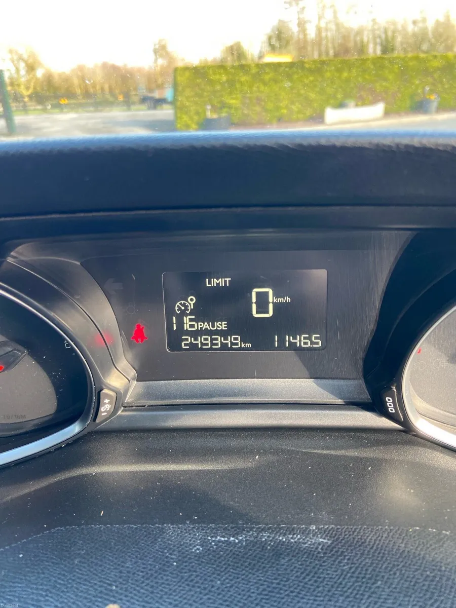 Peugeot 308 - Image 6
