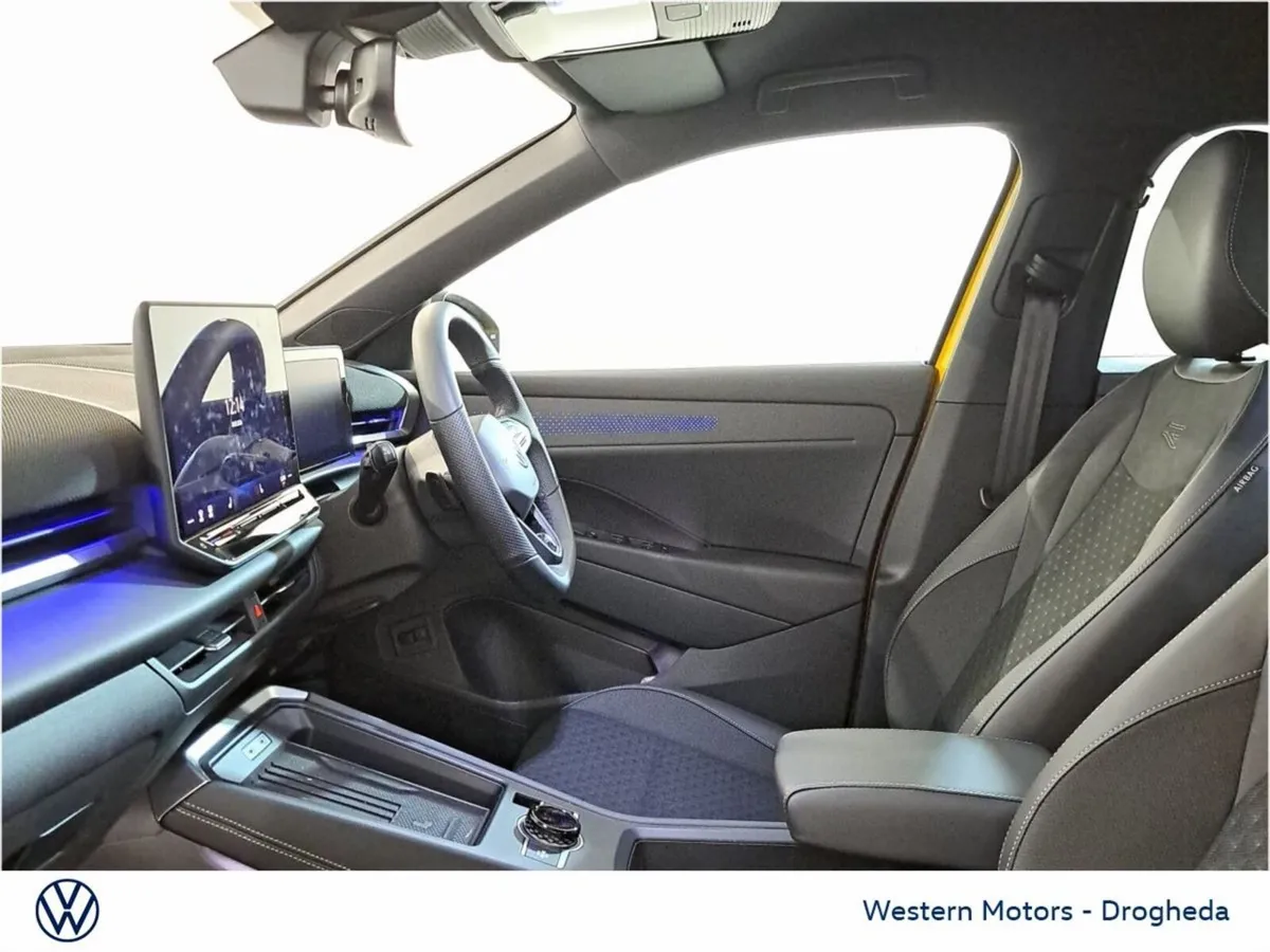Volkswagen T-Roc R-LINE 1.5TSI 150HP* NEW PRICE €5 - Image 4