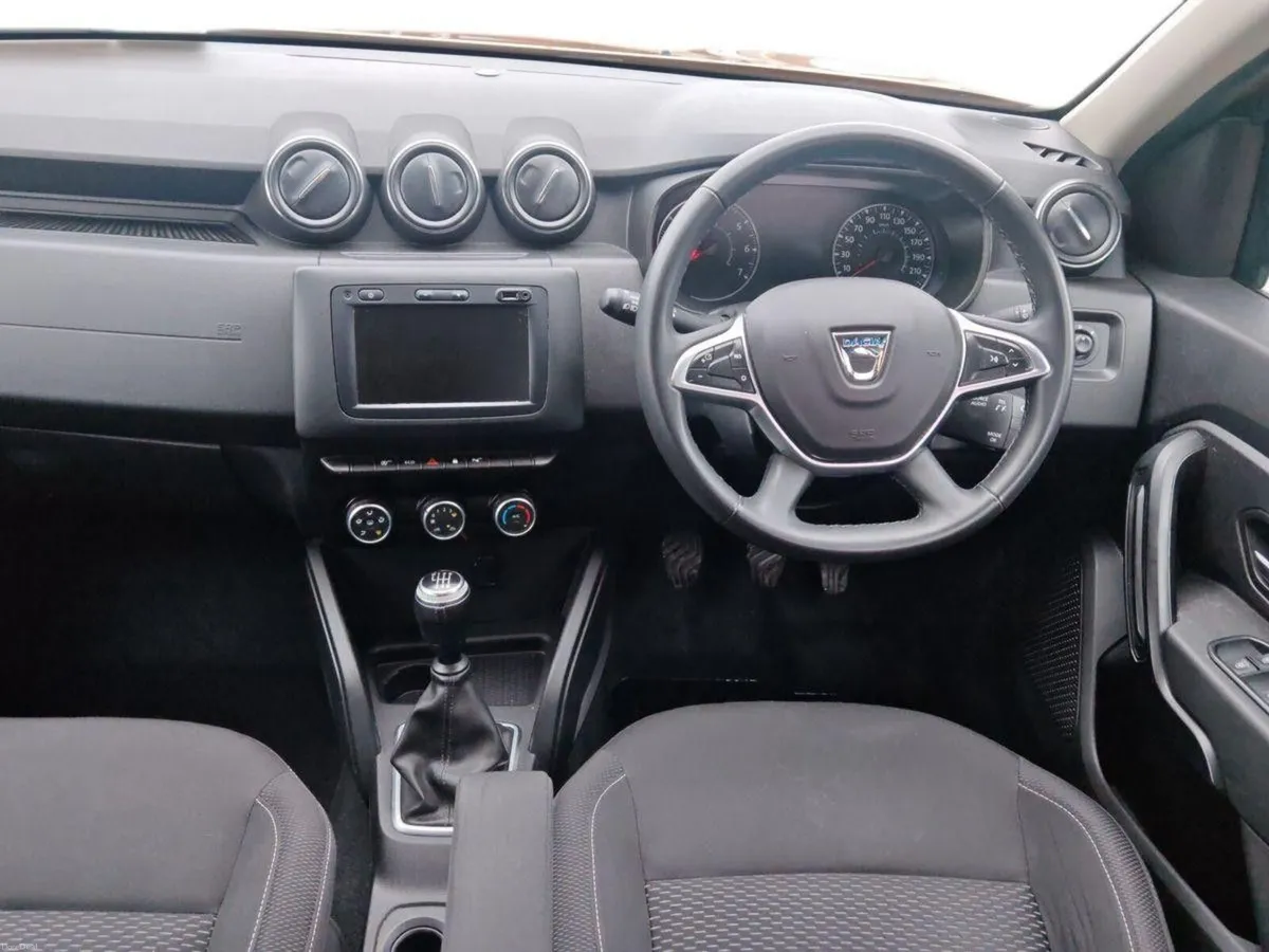 Dacia Duster Blue dCi 115 Comfort - Image 2