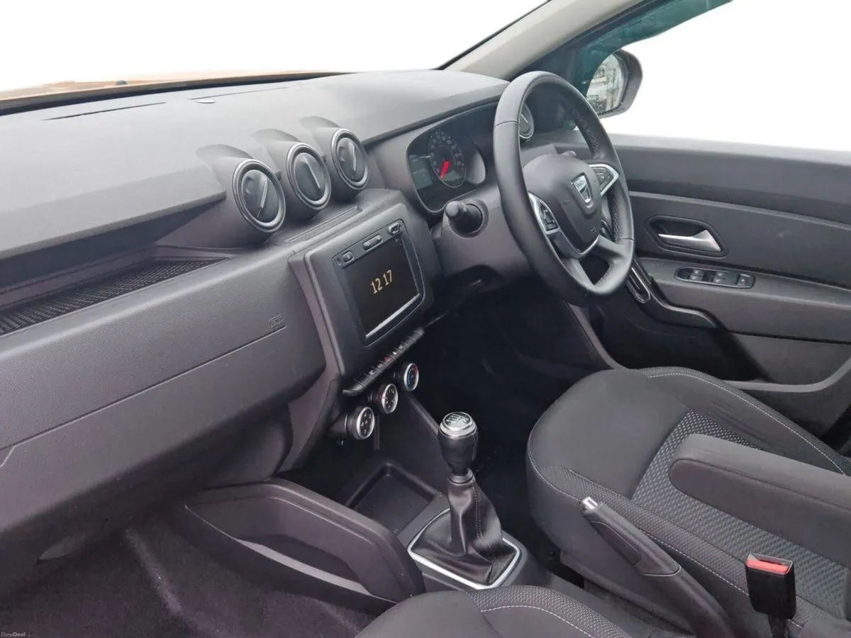 Dacia Duster Blue dCi 115 Comfort - Image 4