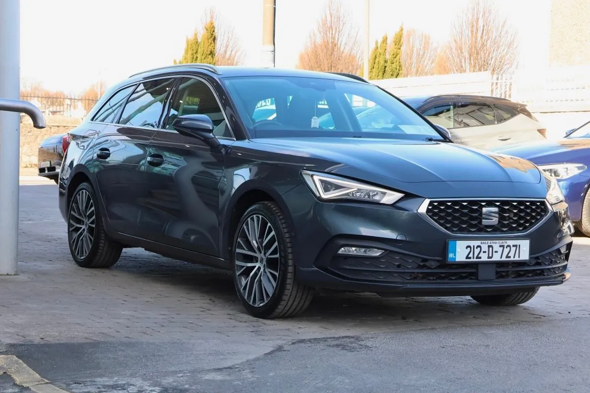 SEAT Leon e-Hybrid 204hp DSG Xcellence+ - Image 4