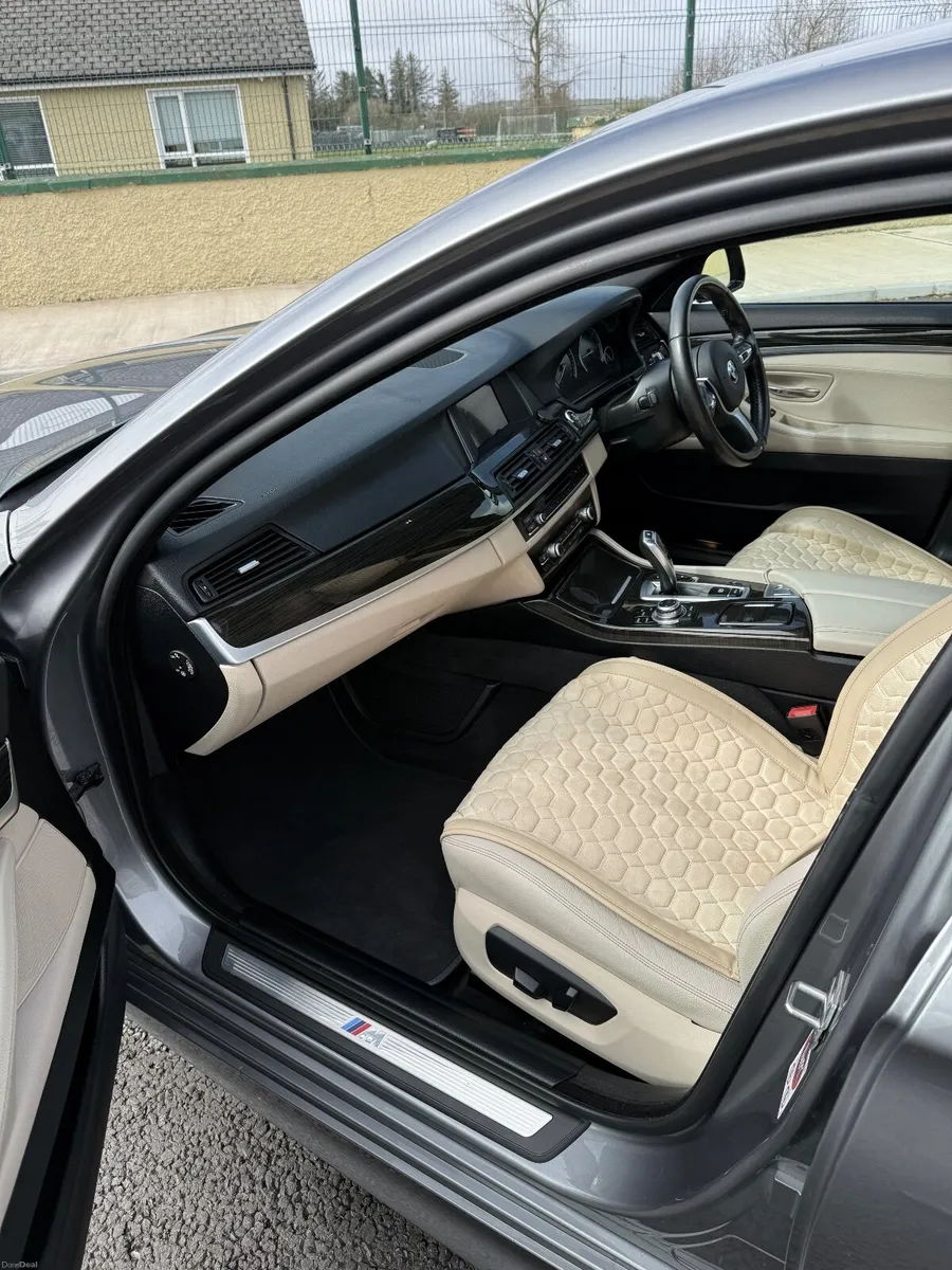 BMW 5-Series 2015 - Image 4