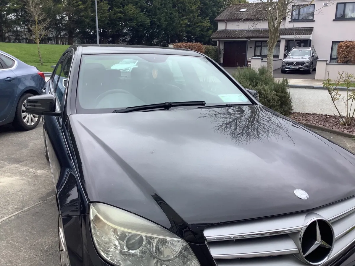 Mercedes-Benz C-Class 2009 - Image 1