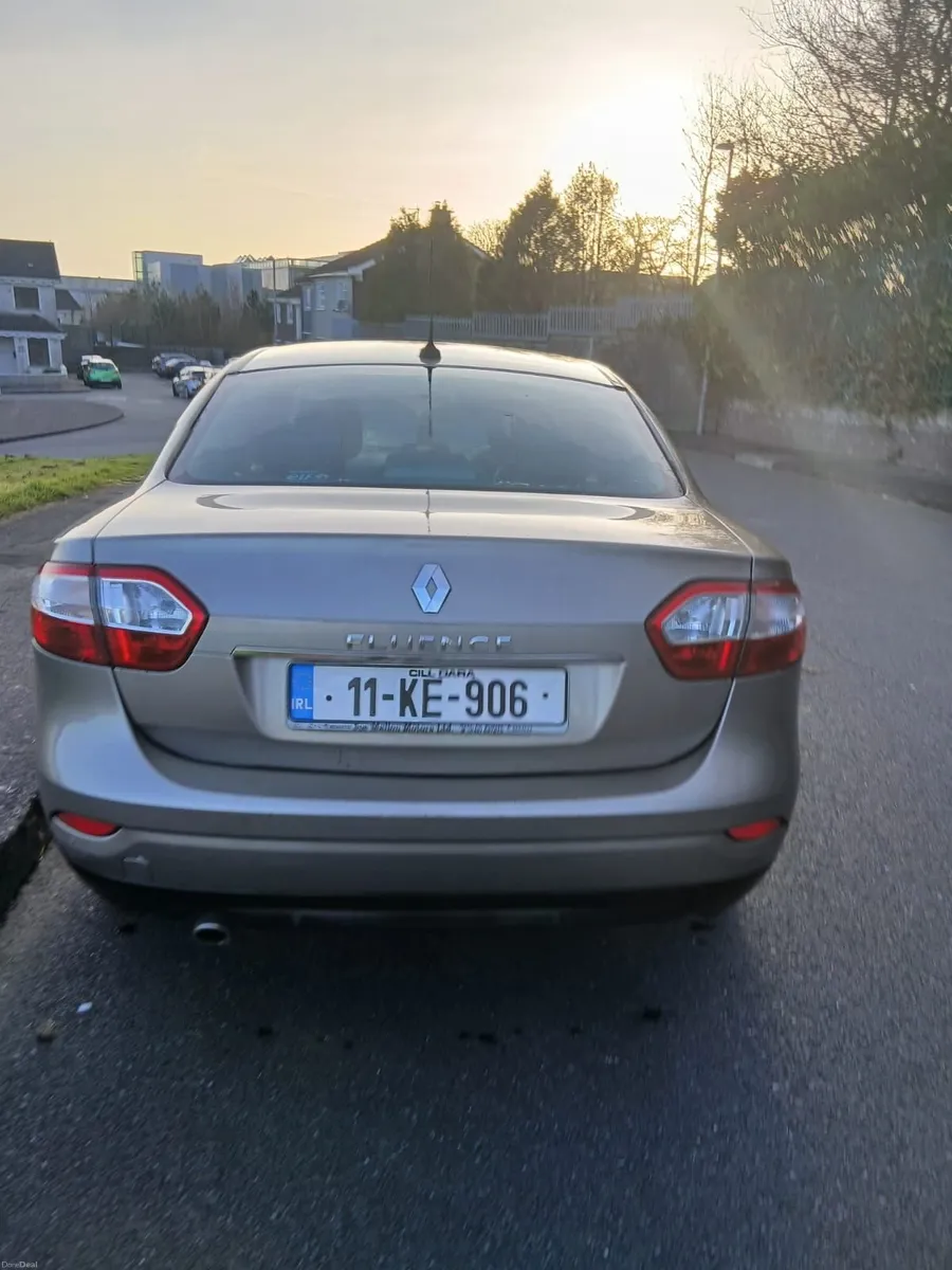 Renault Fluence 2011 - Image 1