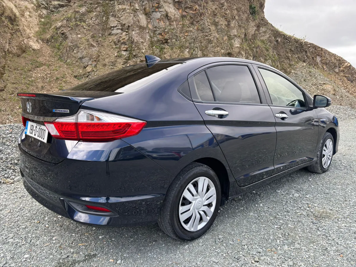 2019 HONDA GRACE *LOW MILEAGE* AUTOMATIC - Image 3