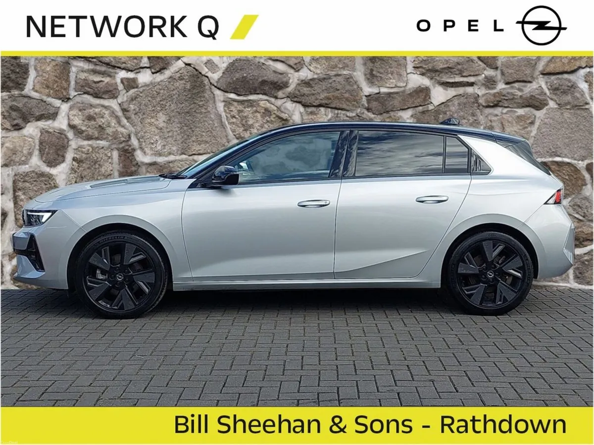Opel Astra GS 54KWh EV 155PS - Image 3