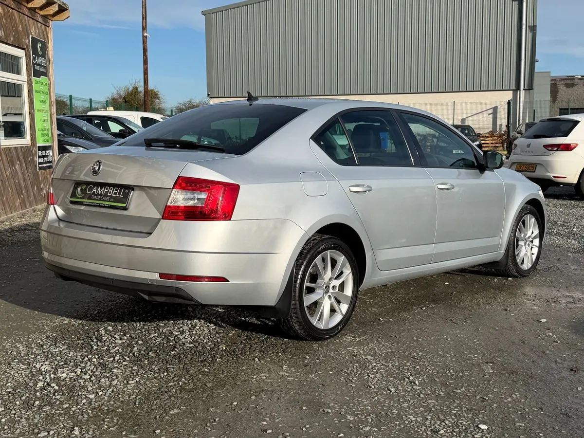 Skoda Octavia 2019 - Image 3