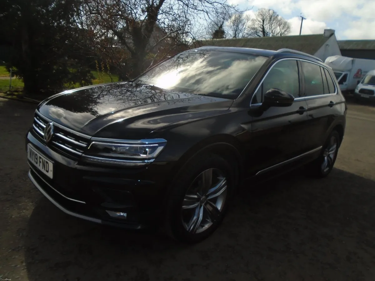 2019 Volkswagen Tiguan 2.0TDI SEL MANUAL - Image 3