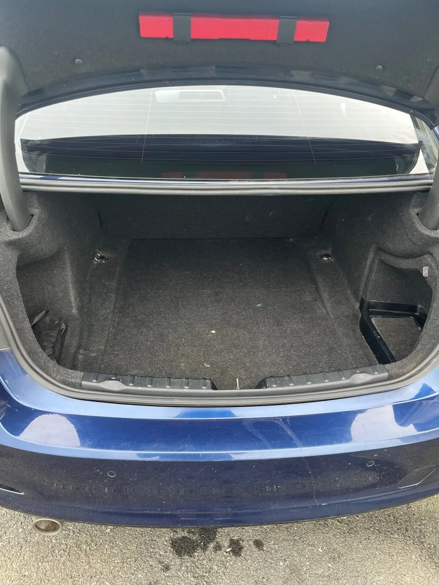 BMW 3-Series 2016 - Image 3