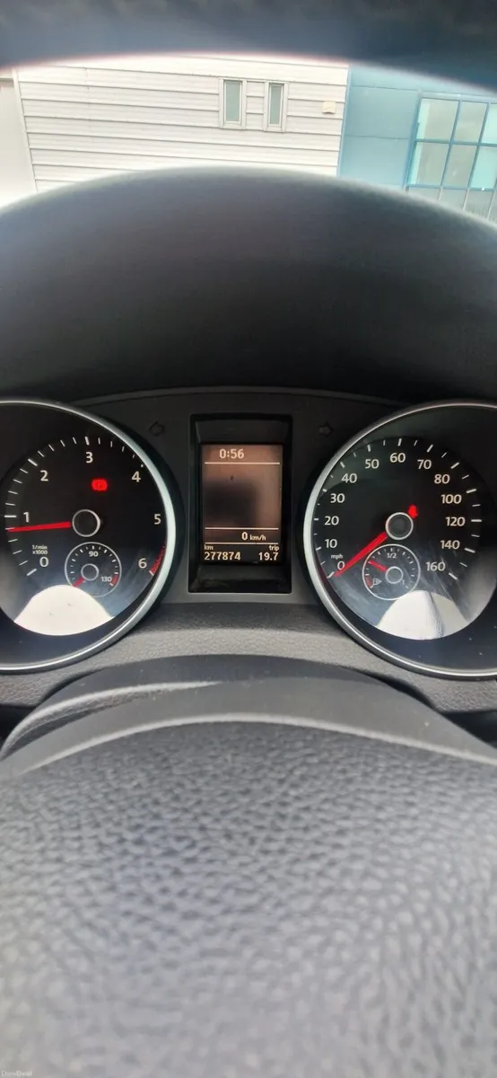 Volkswagen Golf MK6 2012 1.6TDI Bluemotion - Image 3