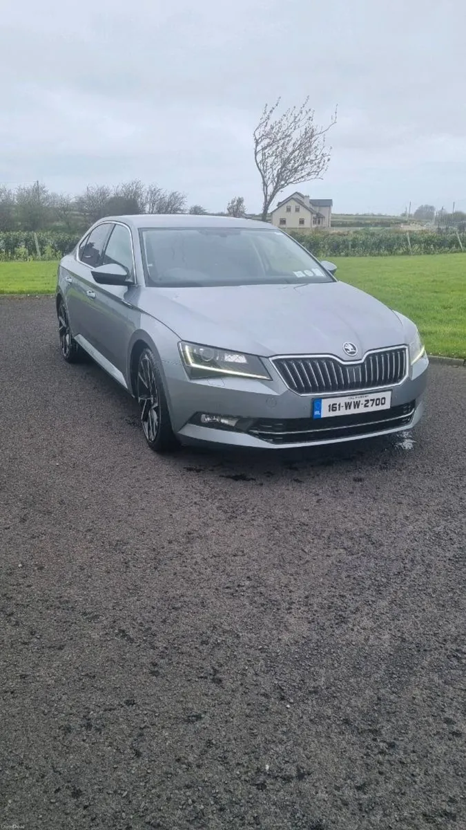 Skoda Superb - Image 2