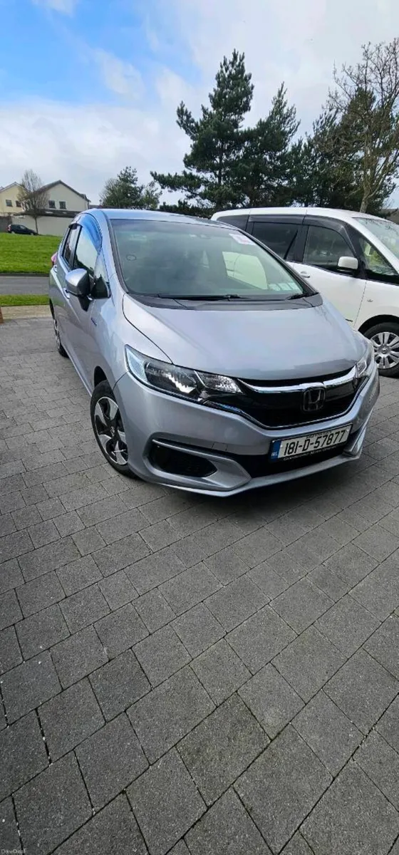 Honda fit 2018 - Image 4