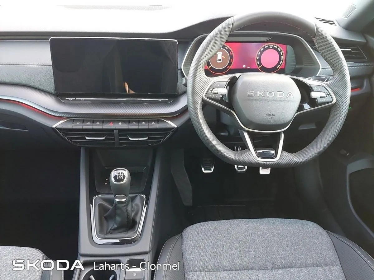 Skoda Octavia COMBI SPORTLINE 2.0TDI 115HP - Image 2