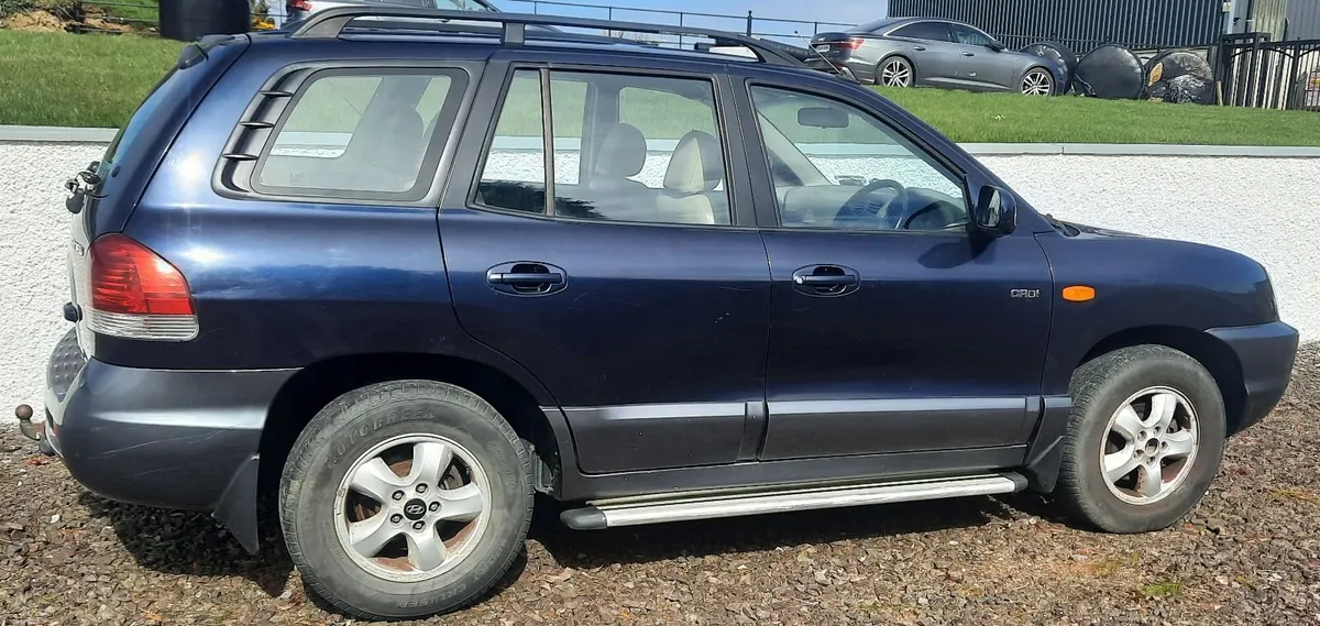 Hyundai Santa Fe 2005 4x4 - Image 2