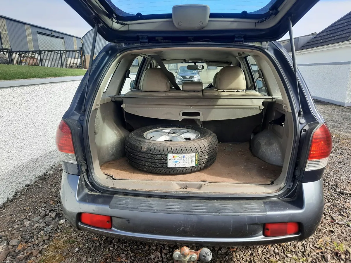Hyundai Santa Fe 2005 4x4 - Image 3
