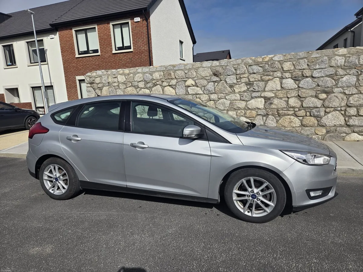 2015 Ford Focus NCT 08/26 LOW KMS - Image 4