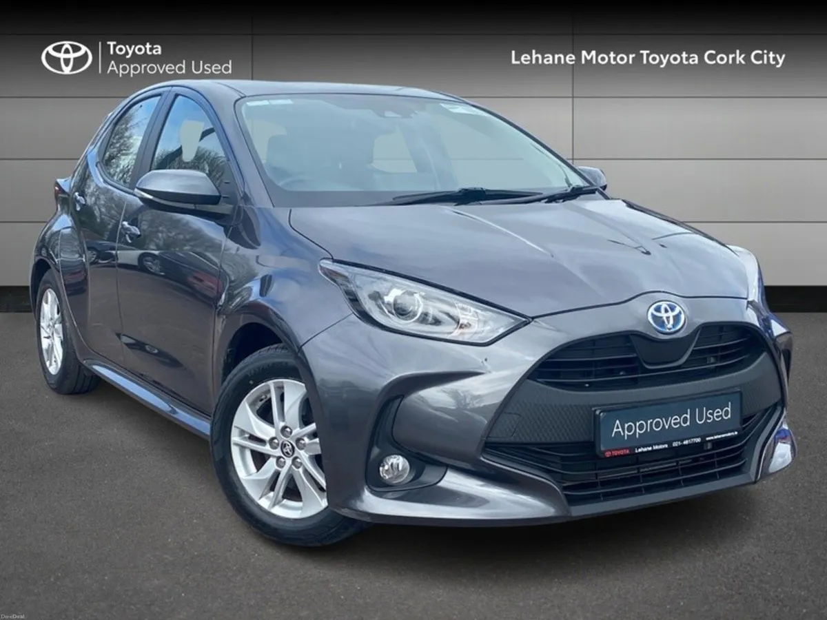 Toyota Yaris 1.5 HYBRID LUNA 4DR - Image 1