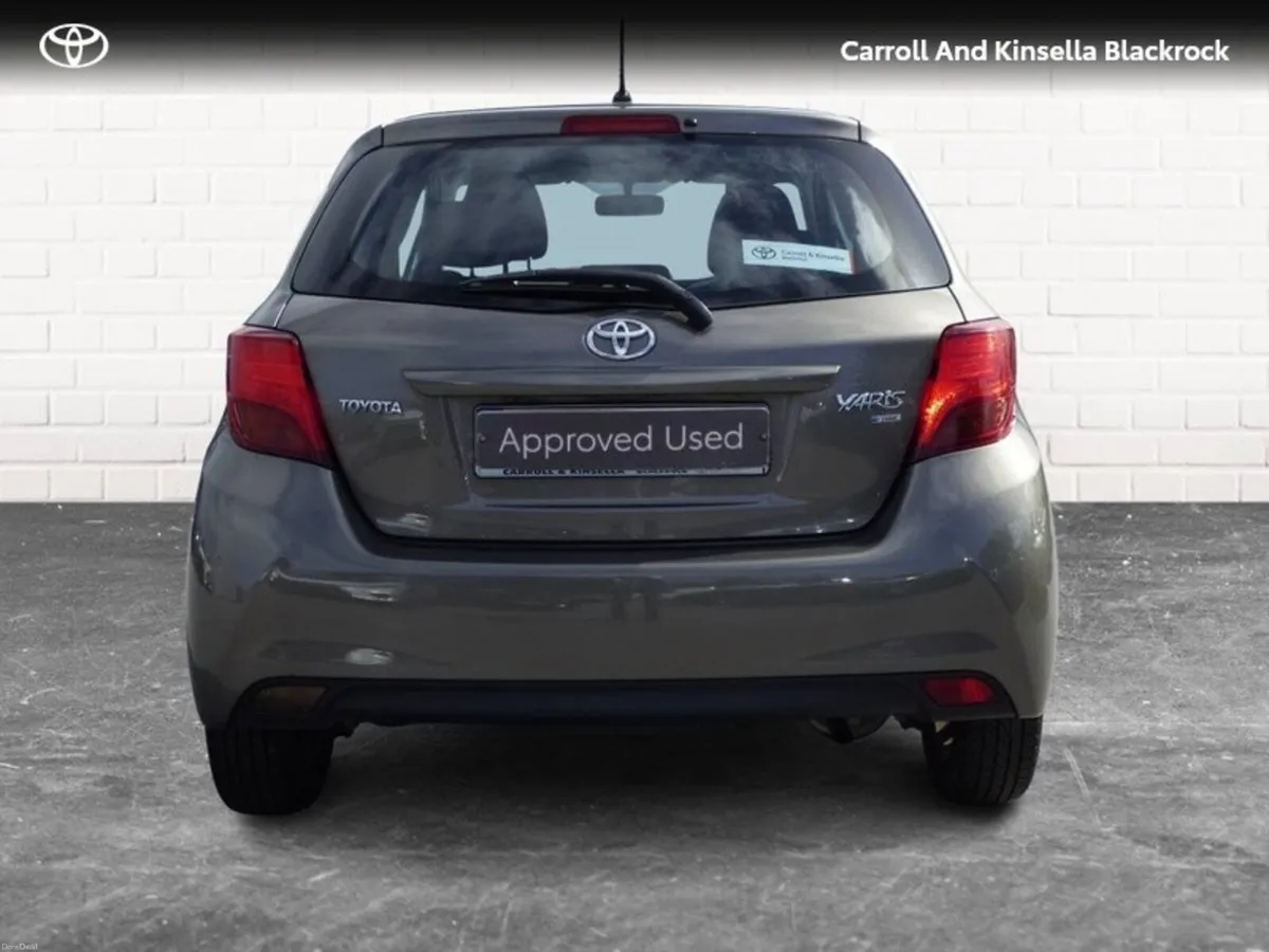 Toyota Yaris 1.0 Luna Manual - Image 4