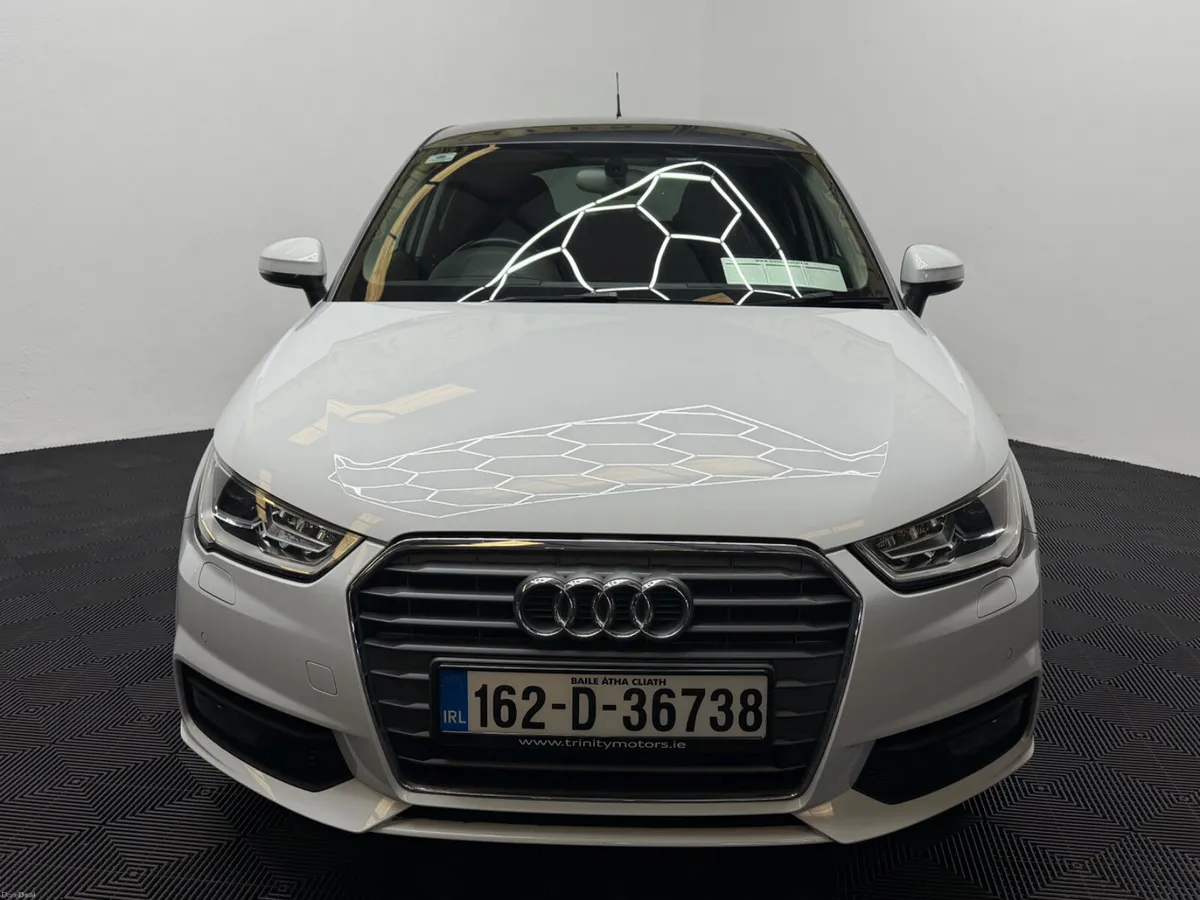 162 Audi A1 1.0TFSI 95HP S Tronic LOW KM WARRANTY - Image 3