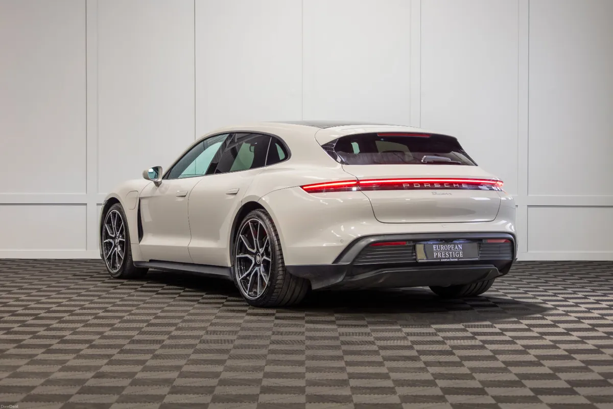 2023 Porsche Taycan Sport Turismo - Image 4