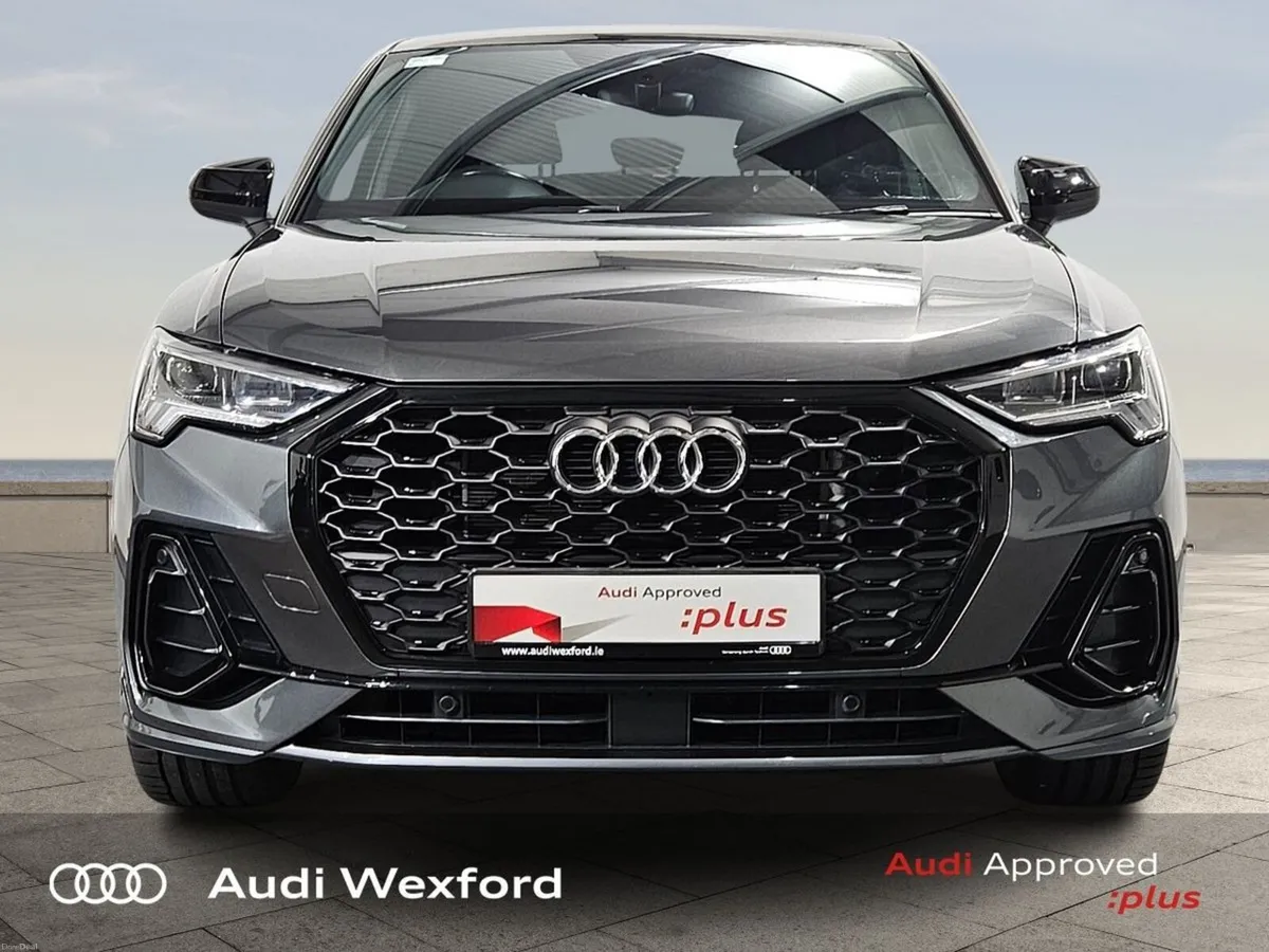 Audi Q3 45 TFSI E S Tronic S line Auto * High Spec - Image 3