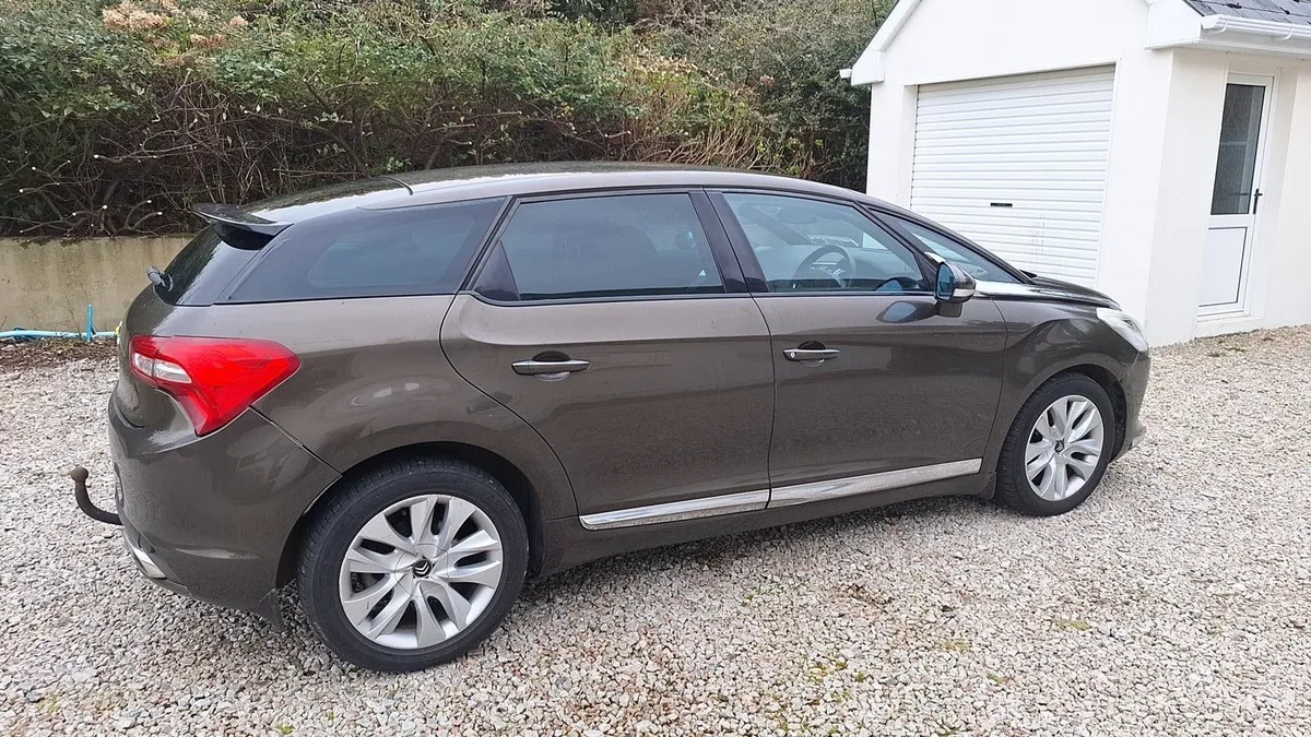 2013 Citreon DS5 Hatch - Image 3