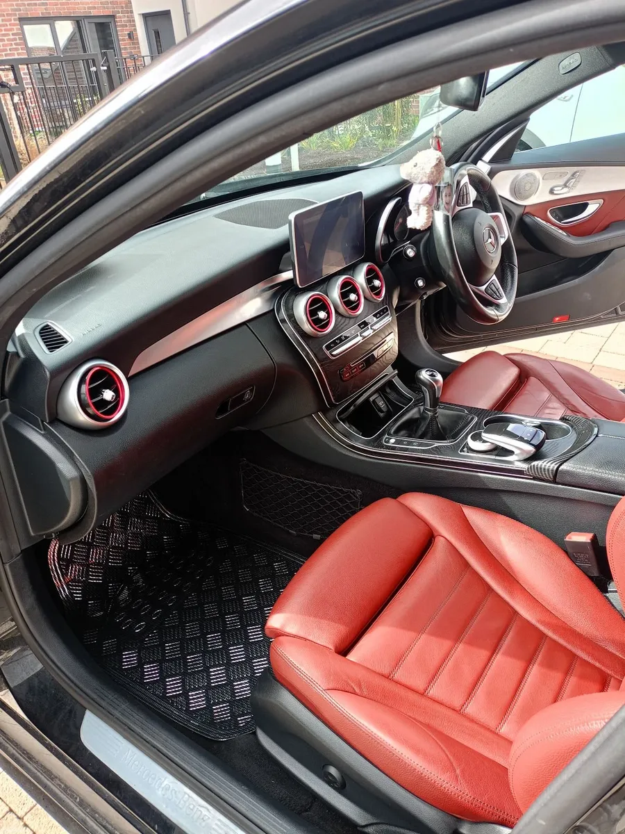 Mercedes-Benz C-Class 2016 - Image 4