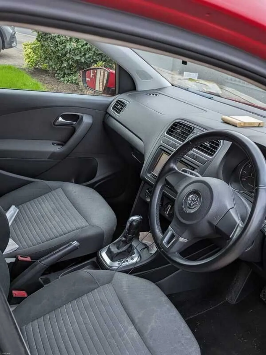 2012 Volkswagen Polo- automatic+ reverse cam - Image 4