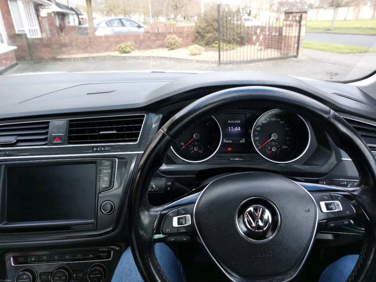 172 VOLKSWAGEN TIGUAN - Image 3
