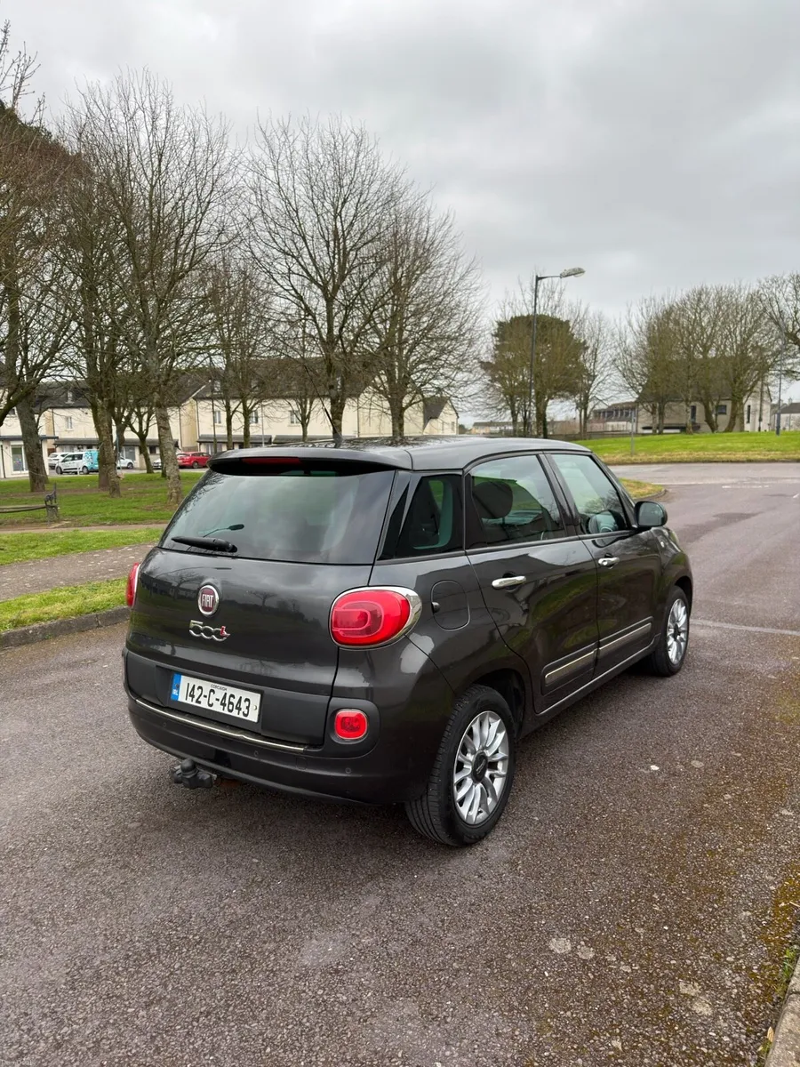 Fiat 500L, *Sunroof* - Image 4