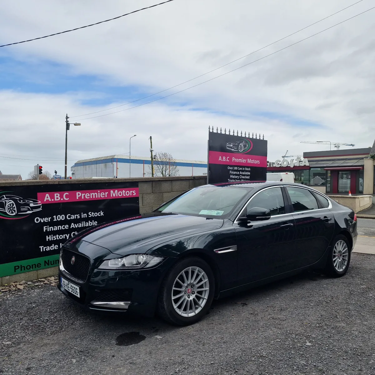 Jaguar XF 2016 2.0 D 180PS Prestige Automatic - Image 2